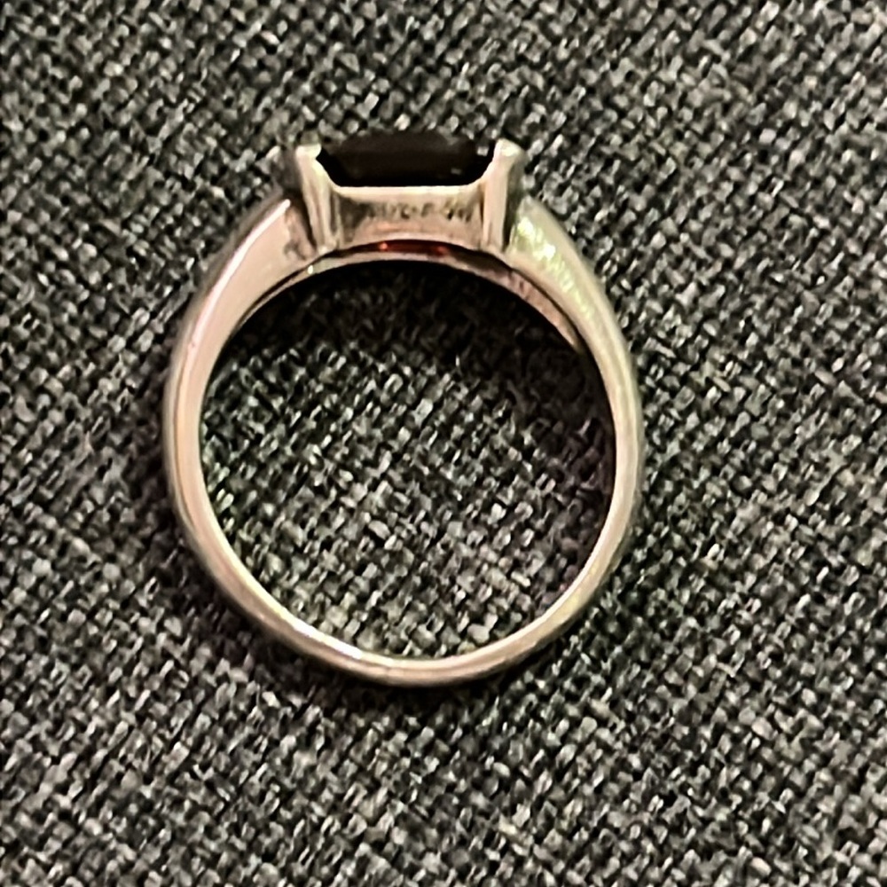 Silver Ring - Picture 3 of 5